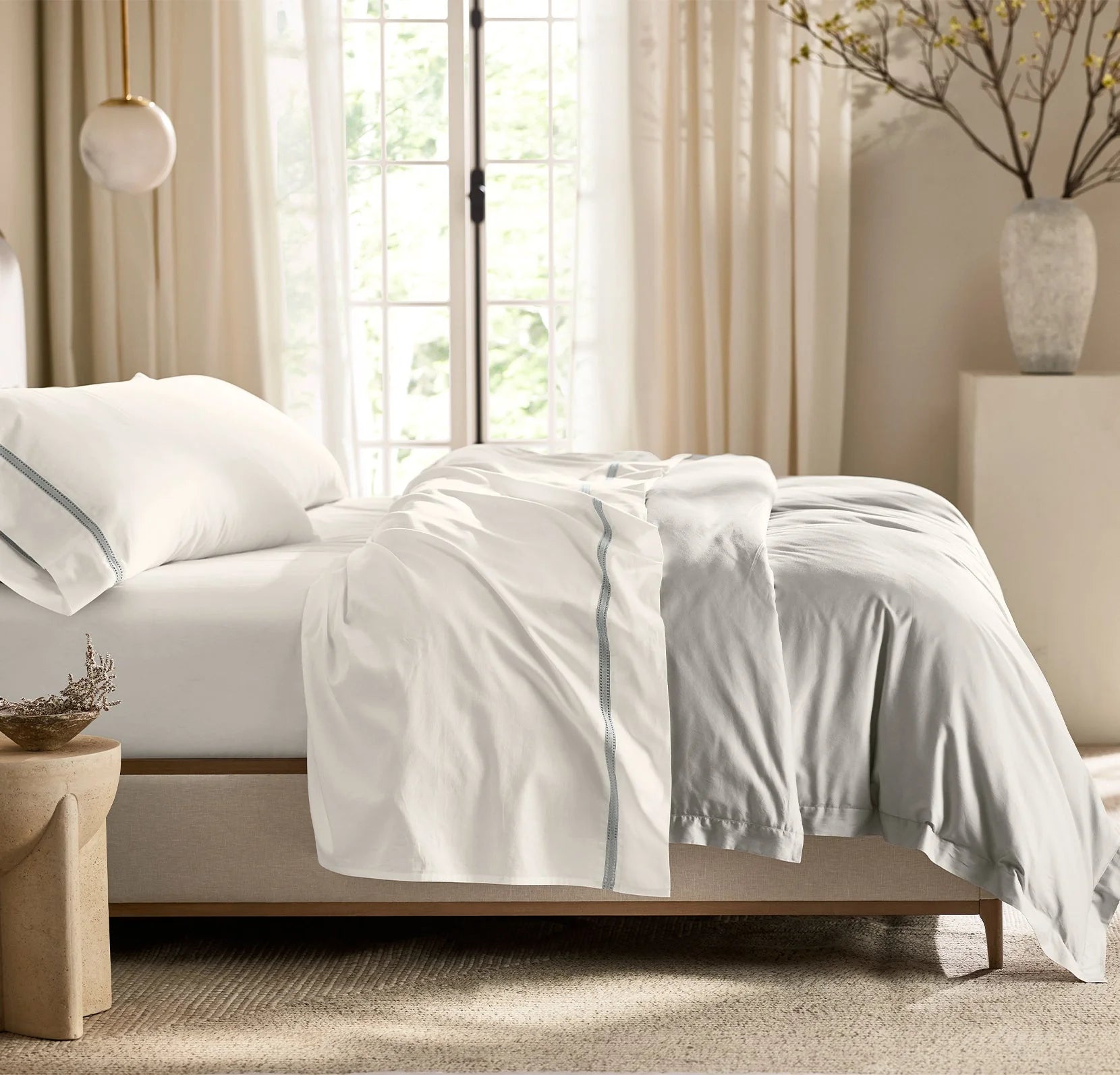 Signature Embellished Sheet Set